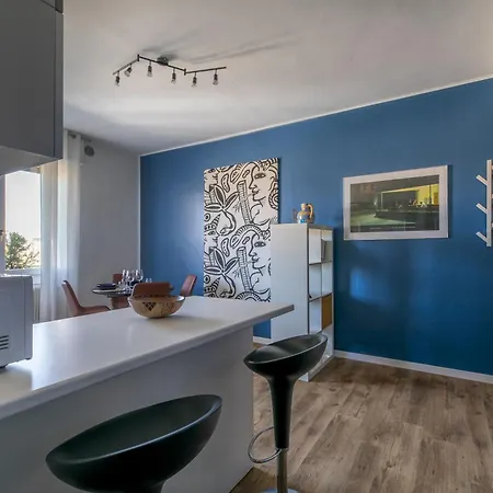 Cozy - Close To Center And Train Station *